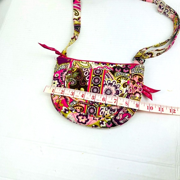 Vera Bradley Very Berry Paisley Clare Crossbody Shoulder Bag Retired Fall 2010 - Picture 3 of 5